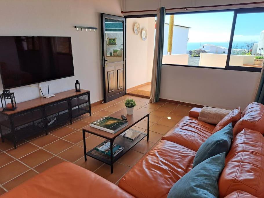 Apartamento Valentina Tías Zewnętrze zdjęcie